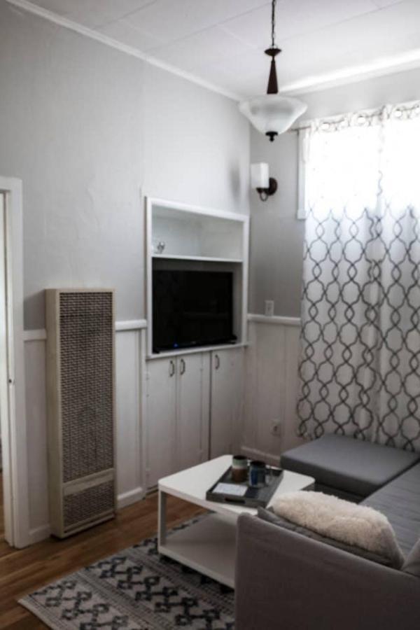 West End Neighborhood Cottage Santa Rosa Dış mekan fotoğraf